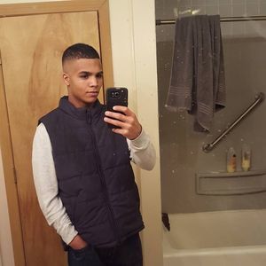 Meet your Posher, Isaiah